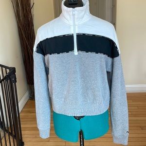 Hollister women sweater